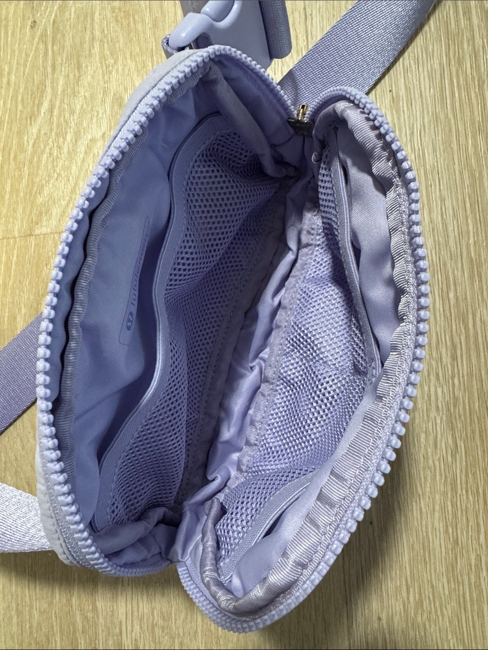 lululemon athletica light purple waist pack - Picture 6 of 11